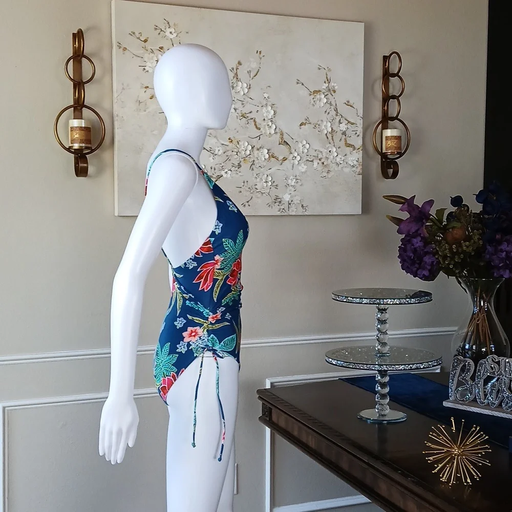 Women's Atlantic Tropical Floral Blue One-piece Swimsuit. Size M - Picture 5 of 17